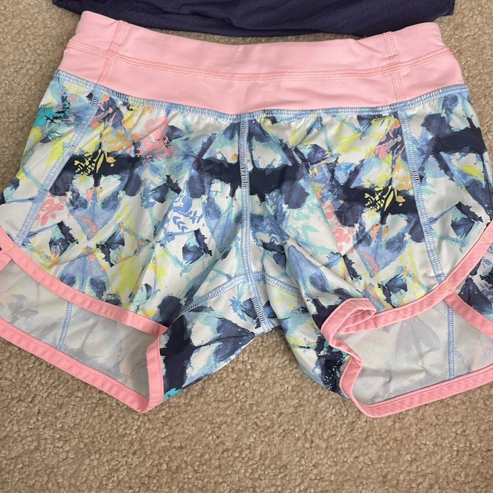 Ivivva matching tank and shorts - size 8 - Picture 3 of 4